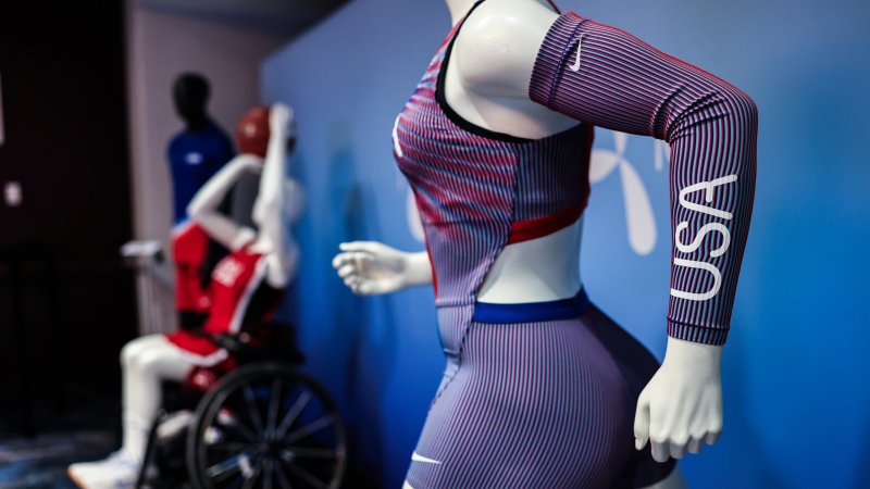 Zu freizügig? Nike wegen US-Olympia-Trikot in der Kritik