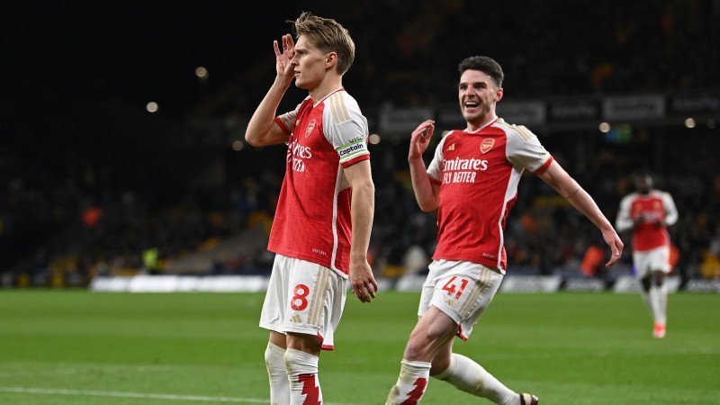 Arsenal legt bei den "Wolves" im Kampf um die Spitze vor