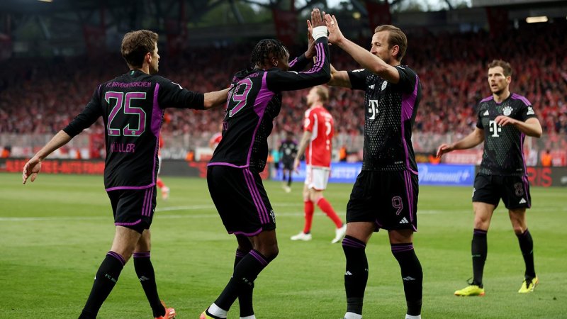 FC Bayern zerlegt Union Berlin mit fünf Toren