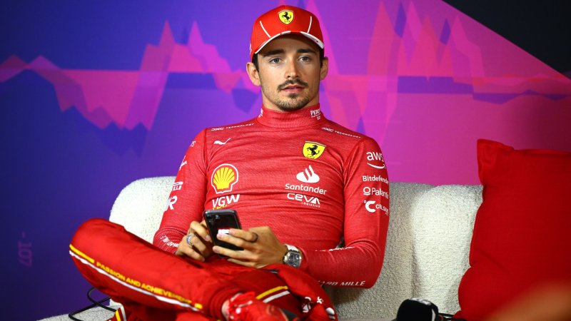 Leclerc erinnert mit Helmdesign an verstorbenen Freund