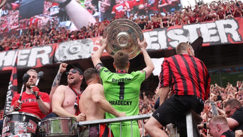 Bayer-Feier! Die Bilder der wilden Leverkusen-Party