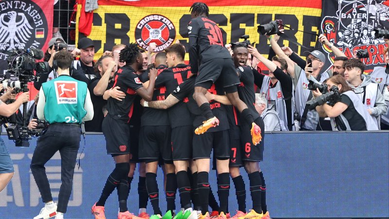 Bayer Leverkusen ist Deutscher Fußball-Meister!