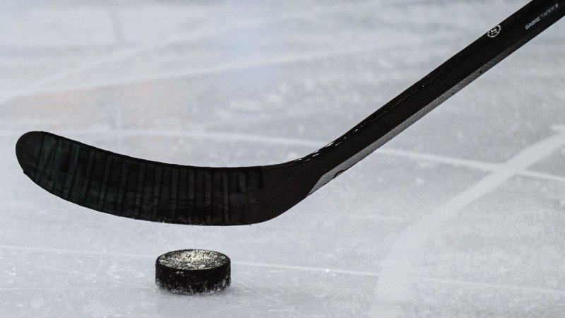 Halbfinal-Start für Rohrer im LIVE-Stream: <a href='/de/daten/news/eishockey/zsc-lions/' class='tag'>ZSC Lions</a> - Zug