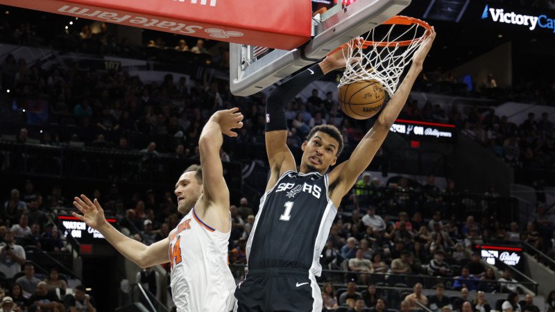 Wembanyama wie "Shaq": <a href='/de/daten/news/basketball/nba/' class='tag'>NBA</a>-Rookie mit 40 Punkten