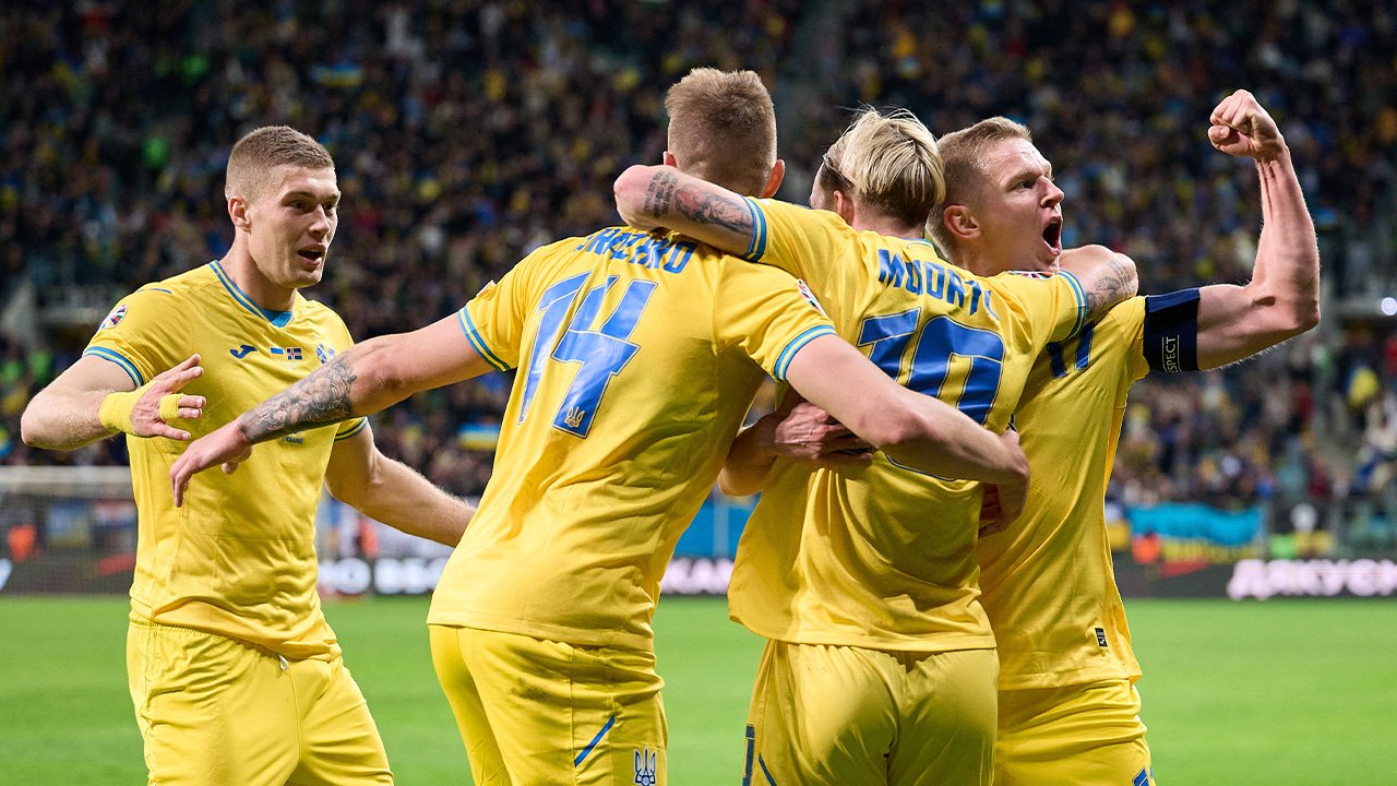 Ukraine nach EM-Quali: "Kleines Stück Glück" im Kriegs-Chaos