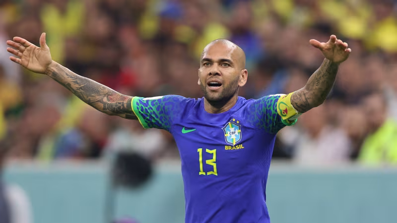 Dani Alves versucht sich jetzt als Prediger