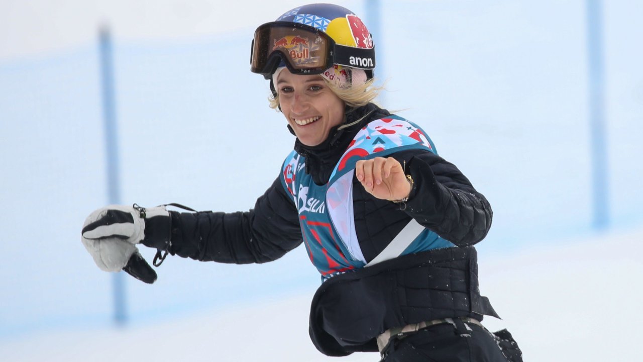 <a href='/de/daten/news/anna-gasser/' class='tag'>Anna Gasser</a> meldet sich vor Saison-Finale am Corvatsch fit