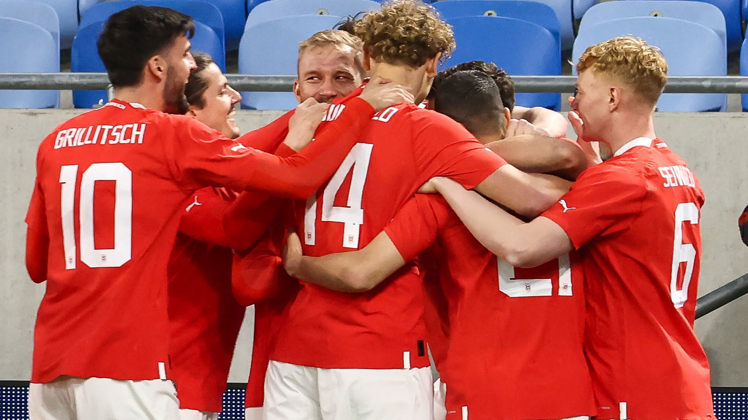 Österreich siegt mit Baumgartner-Weltrekord in Bratislava