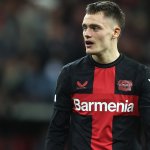 "Oma und Opa?" - "DAZN"-Mann mit kurioser Frage an Wirtz