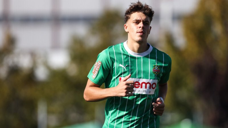 Rapid II dreht Spiel und übernimmt Tabellenspitze