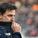 Standfest verliert die Geduld: "Dreh' schon langsam durch"