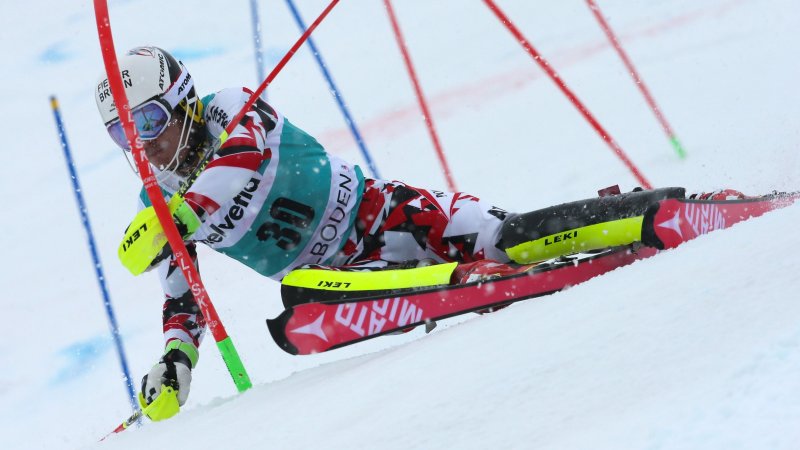 Kampf um Slalomkugel: Keiner carvt schneller als Manu Feller