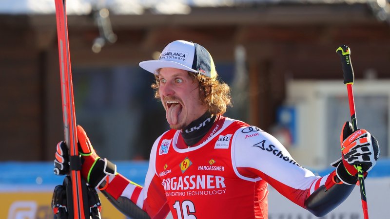 Kampf um Slalomkugel: Keiner carvt schneller als Manu Feller