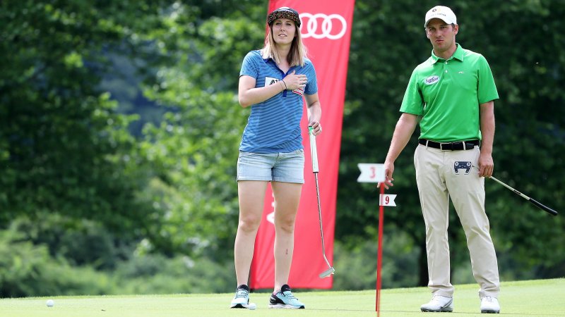 Leidensweg von "Comeback-Conny": Hütters Karriere in Bildern