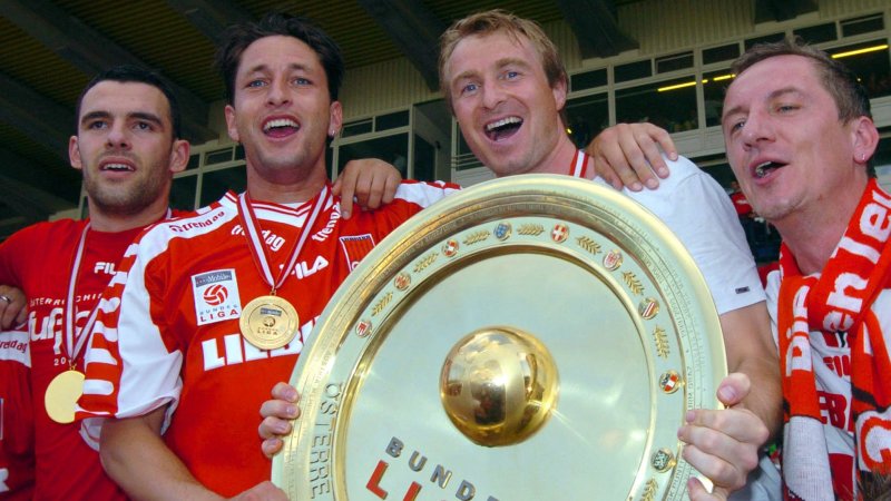 Vor 20 Jahren: Die besten Bilder der GAK-Meisterparty 2004