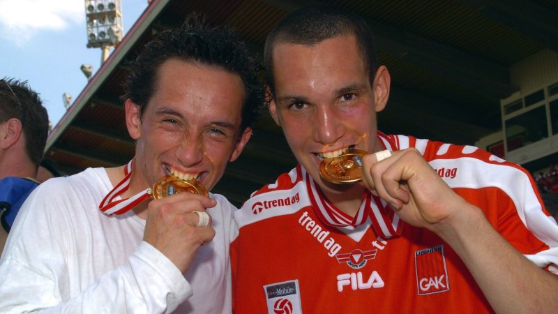 Vor 20 Jahren: Die besten Bilder der GAK-Meisterparty 2004