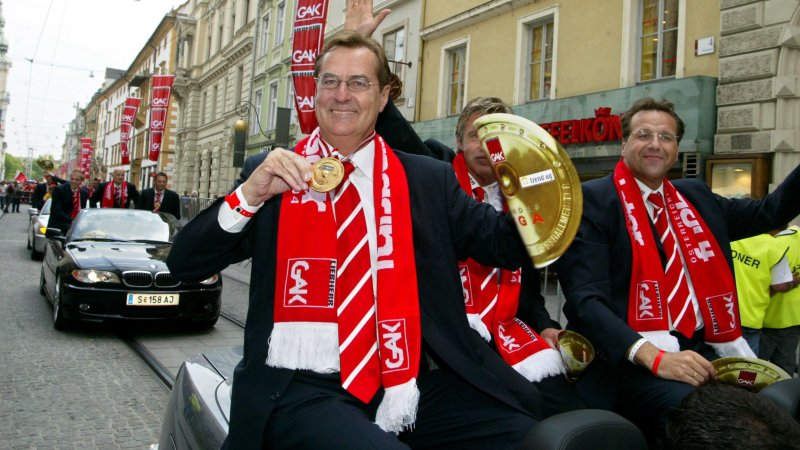 Vor 20 Jahren: Die besten Bilder der GAK-Meisterparty 2004