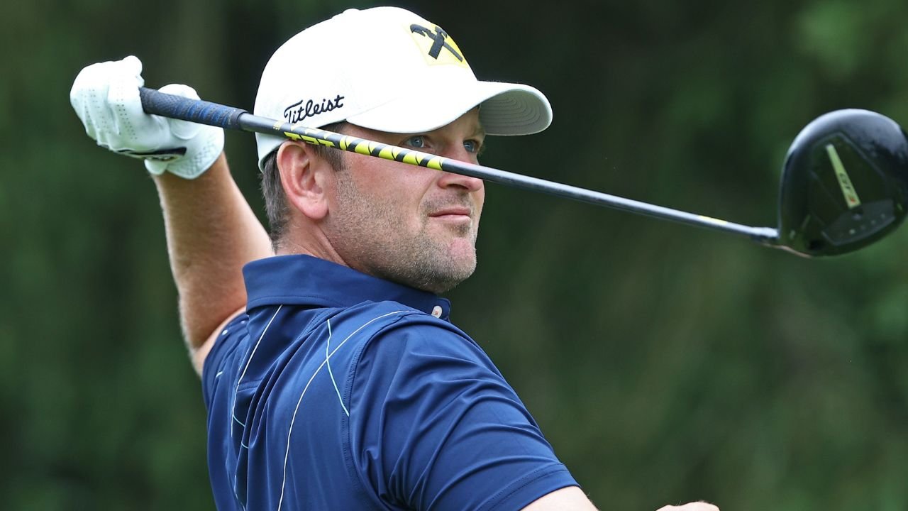 <a href='/de/daten/news/golf/golf/' class='tag'>Golf</a>: Verhaltener Schottland-Start von Straka und Wiesberger