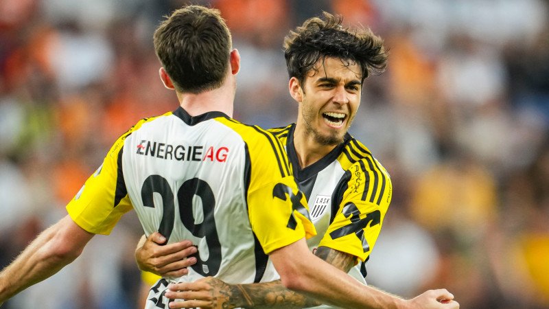 <a href='/de/daten/news/fussball/lask/' class='tag'>LASK</a> gewinnt torreichen Test-Kracher gegen Galatasaray