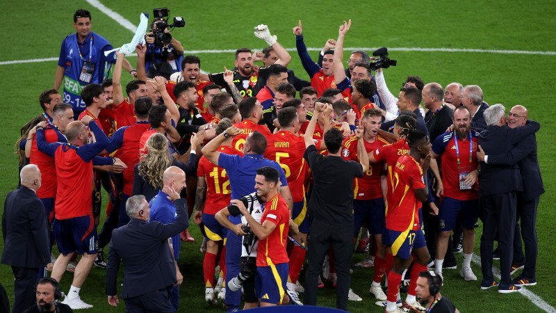 Titel-Fiesta! So ausgelassen feiert Europameister Spanien