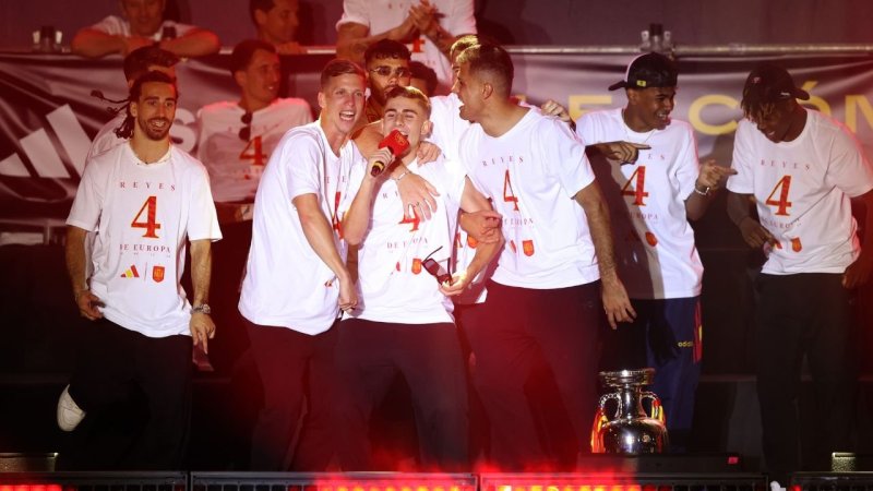 "Widerliche Äußerungen": Spanien-Gesang wird zu Politikum