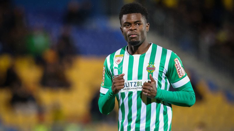 Rapid könnte Abwehrtalent an Liga-Konkurrent verleihen