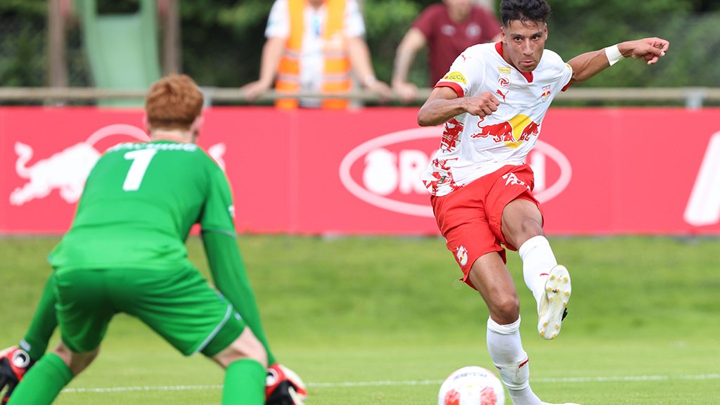 Red Bull Salzburg gewinnt Duell der Vizemeister knapp