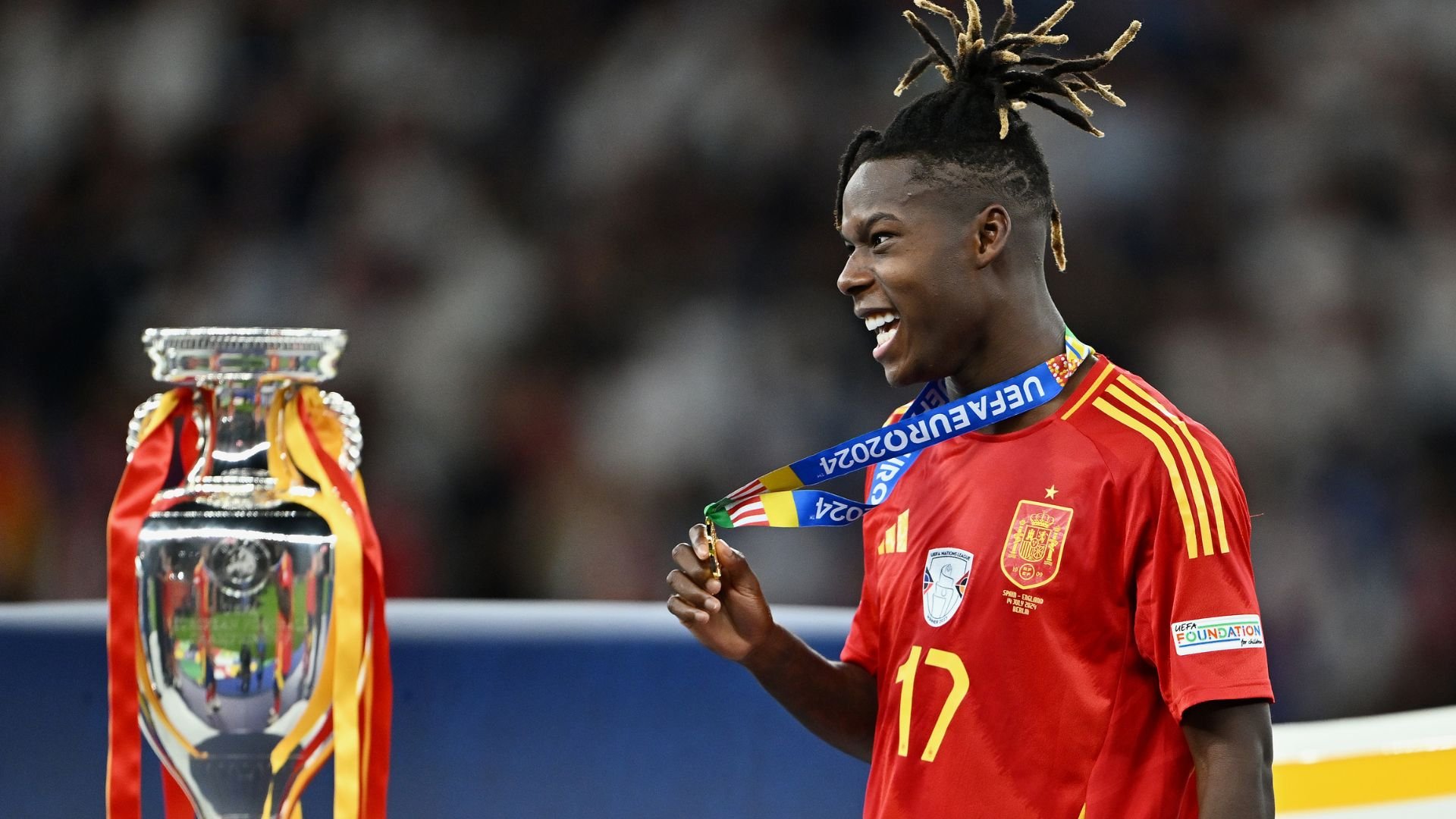 Barca-Trainer Flick bekräftigt Interesse an Spanien-Star