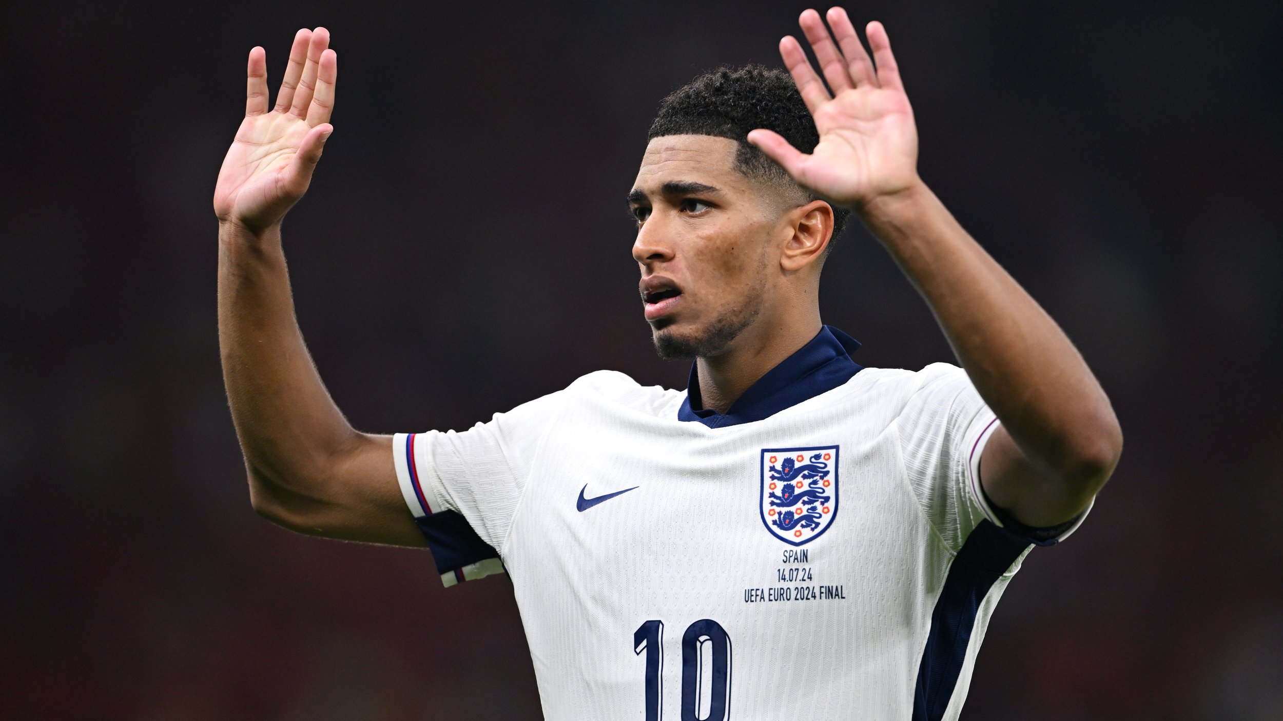 <a href='/de/daten/news/fussball/real-madrid/' class='tag'>Real Madrid</a> droht prominenter Ausfall