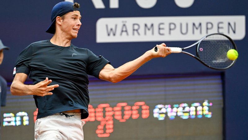 Schwärzler verliert ATP-Debüt in Kitzbühel nach hartem Fight