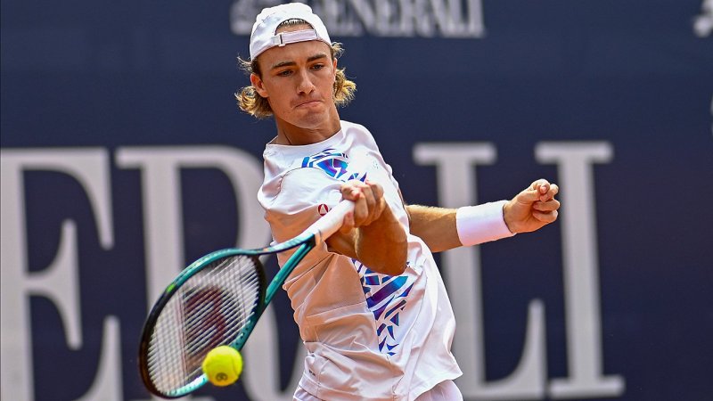 Überraschung bei ÖTV-Duell: Neumayer bezwingt Ofner in Kitz