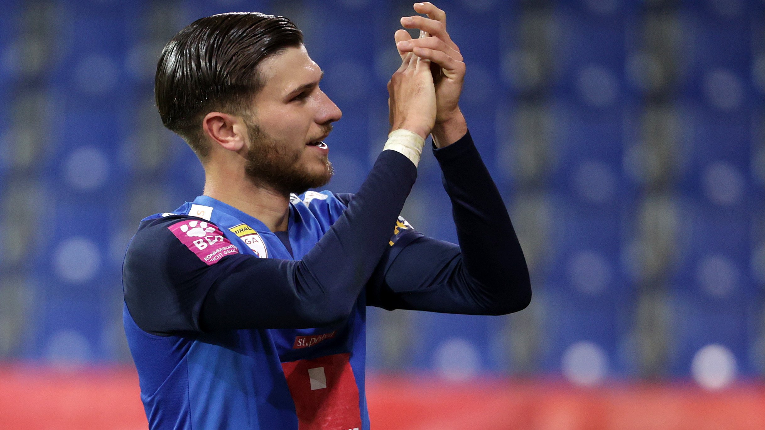 Horn angelt sich Mittelfeld-Youngster von Liga-Konkurrent