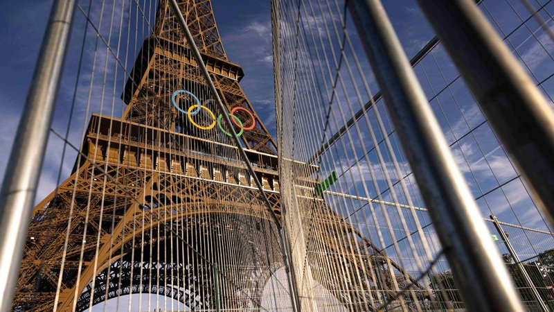 Paris aufgeräumt - und nervös: Nichts ist wie sonst