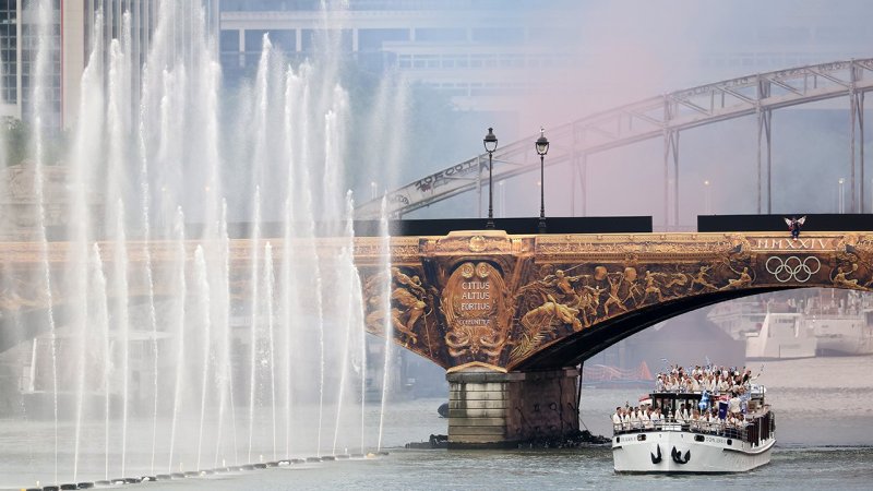 Spektakuläre Bilder! Olympia-Eröffnung auf der Seine