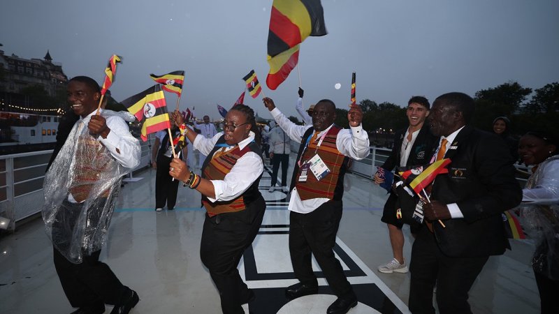 Spektakuläre Bilder! Olympia-Eröffnung auf der Seine