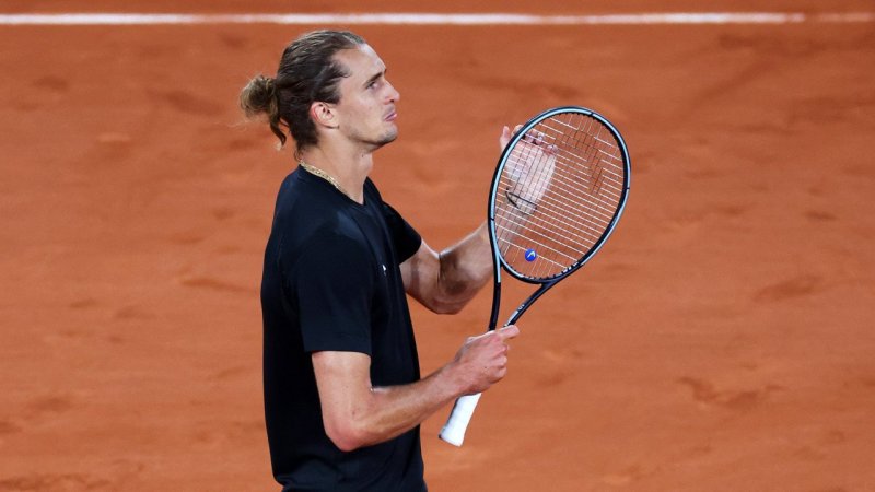 Olympia: Titelverteidiger Zverev im Schnelldurchlauf weiter