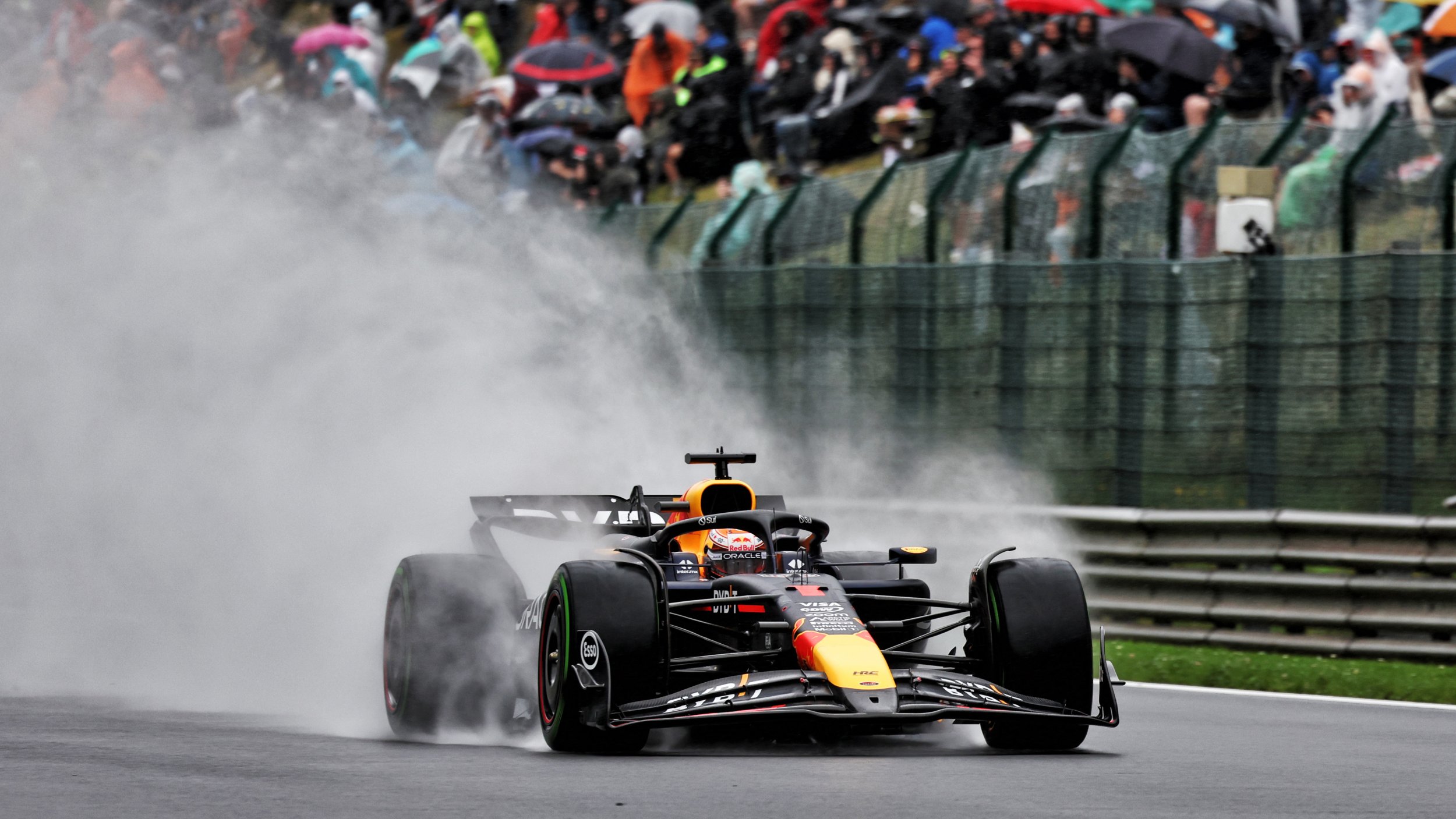 <a href='/de/daten/news/formel-1/formel-1/' class='tag'>Formel 1</a>: Red Bulls Flüstern statt offener Ansagen