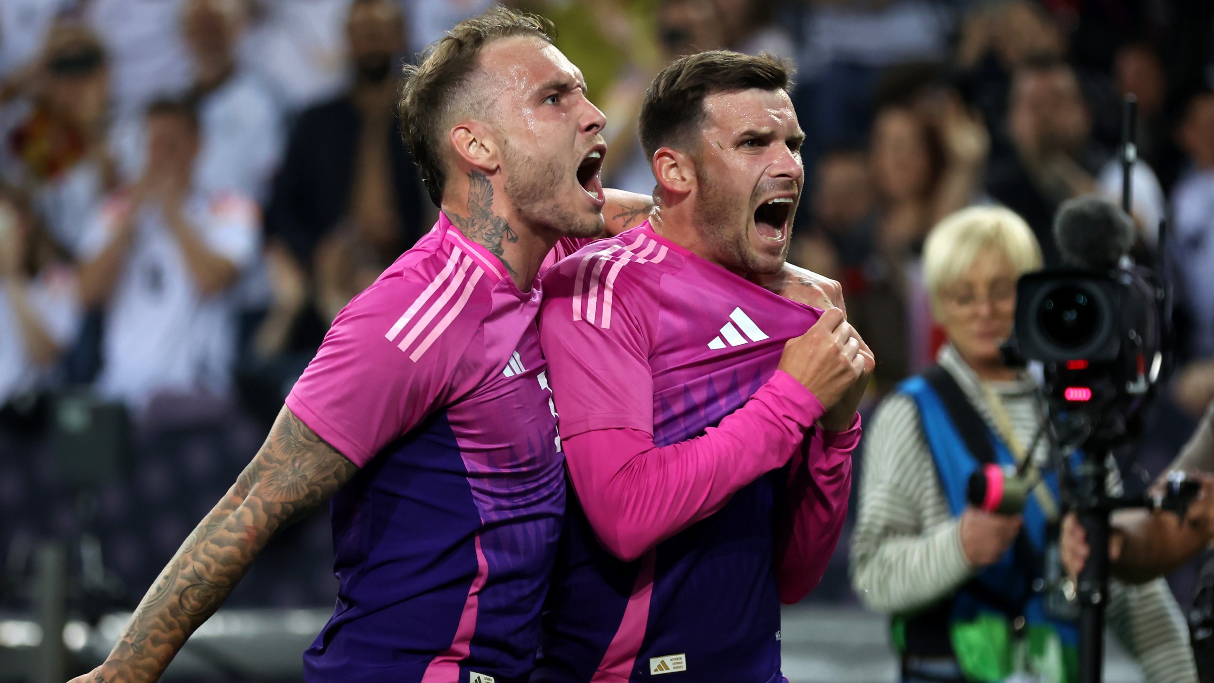 Fix! <a href='/de/daten/news/fussball/borussia-dortmund/' class='tag'>Borussia Dortmund</a> verpflichtet DFB-Kicker