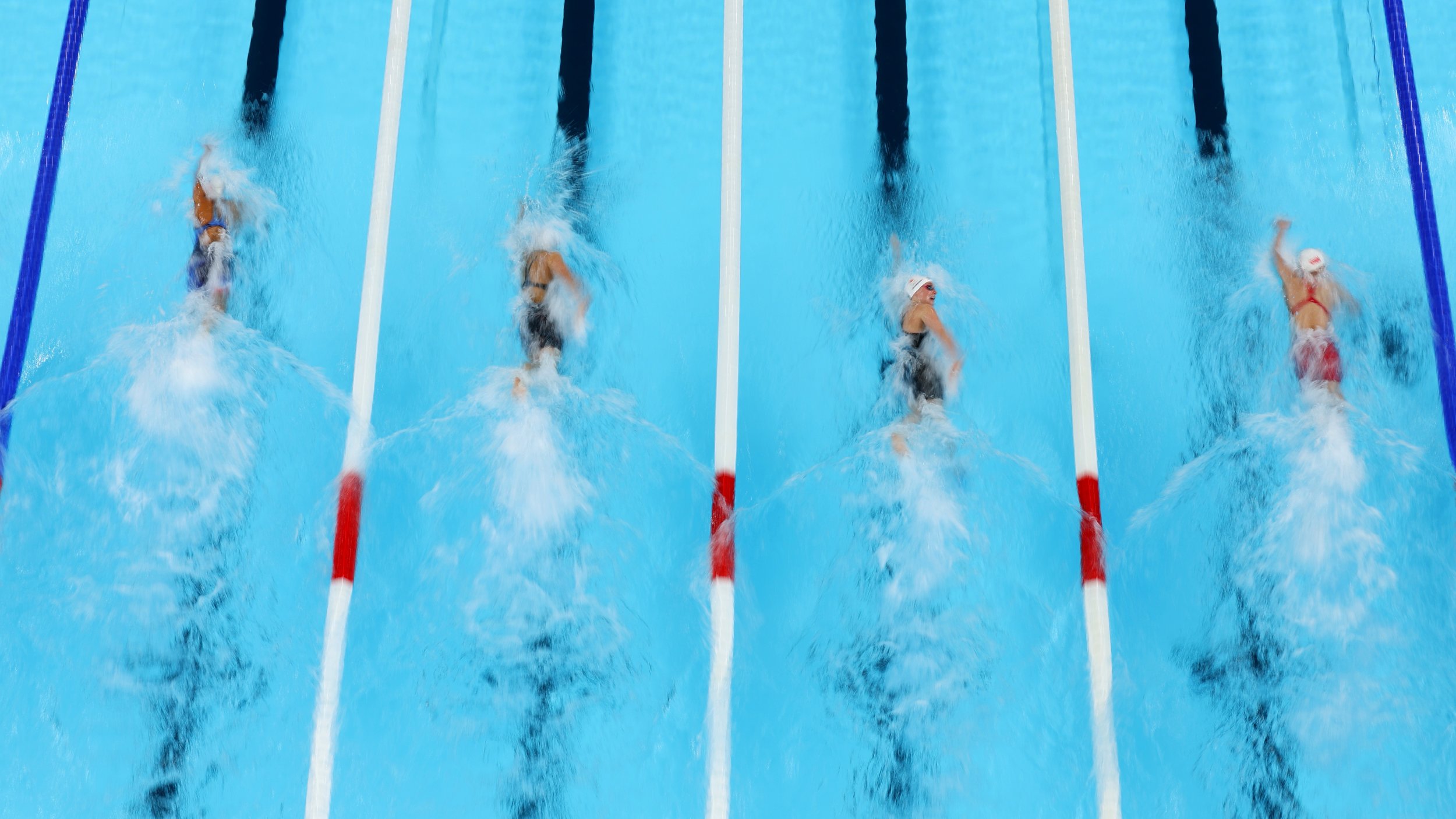 Notfall bei Olympia! Schwimmerin kollabiert