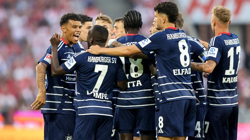 Königsdörffer schießt HSV zu Auftaktsieg gegen Köln