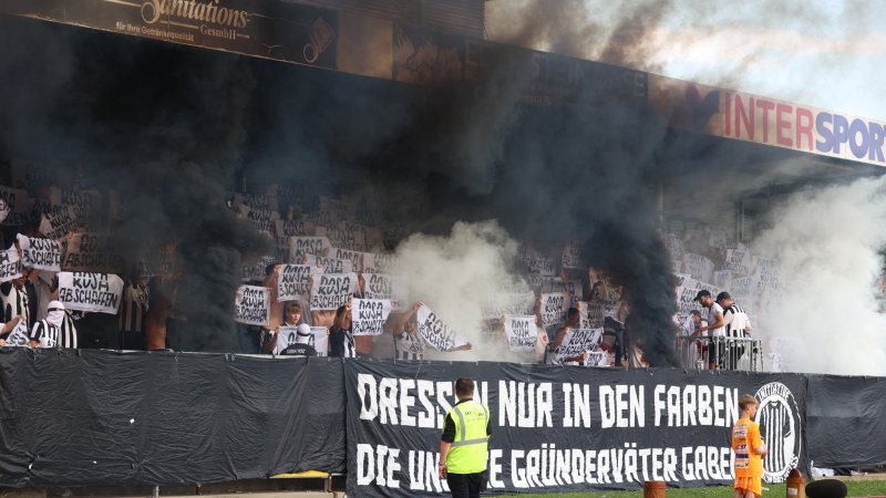 Trikot-Protest! LASK-Fans sorgen für Unterbrechung