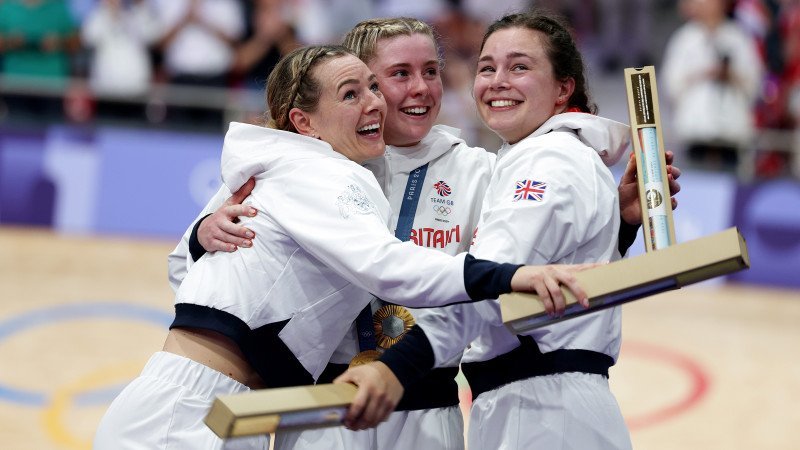 Gold und drei Weltrekorde! Britische Bahnrad-Frauen furios