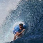 Surfen: Heim-Gold für Vaast auf Tahiti