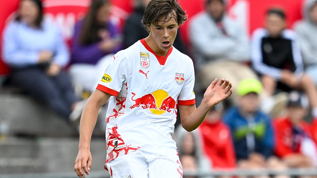 Red Bull Salzburg verlängert mit schwedischem Abwehr-Talent