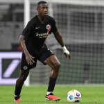Fix! Frankfurt verkauft Pacho für sattes Transferplus