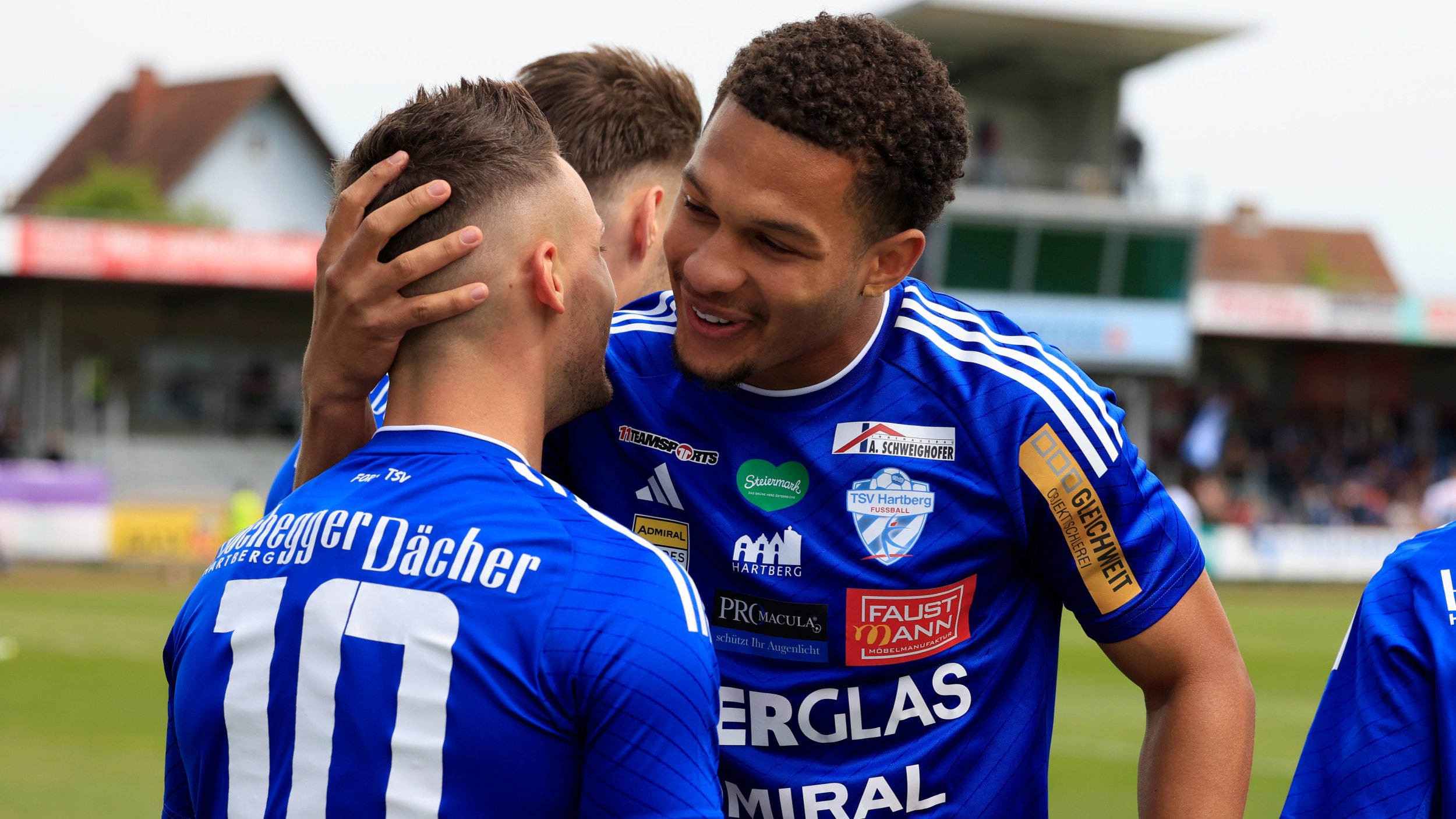 Salzburg und <a href='/de/daten/news/fussball/lask/' class='tag'>LASK</a> möchten angeblich Ex-Hartberg-Kicker