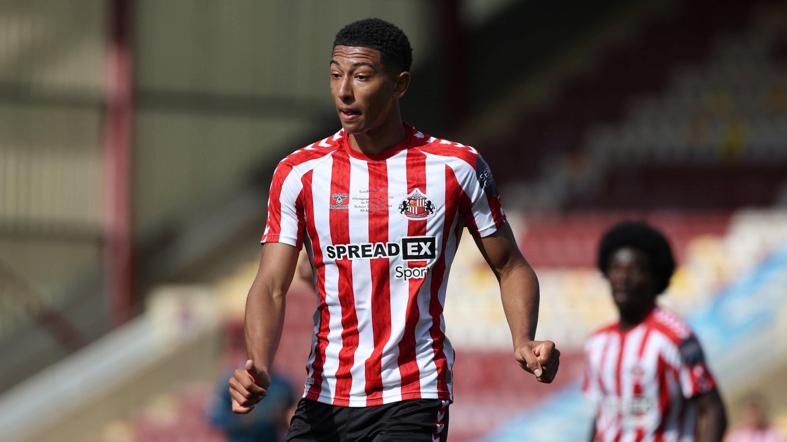 Bellingham-Bruder unterschreibt neues Arbeitspapier