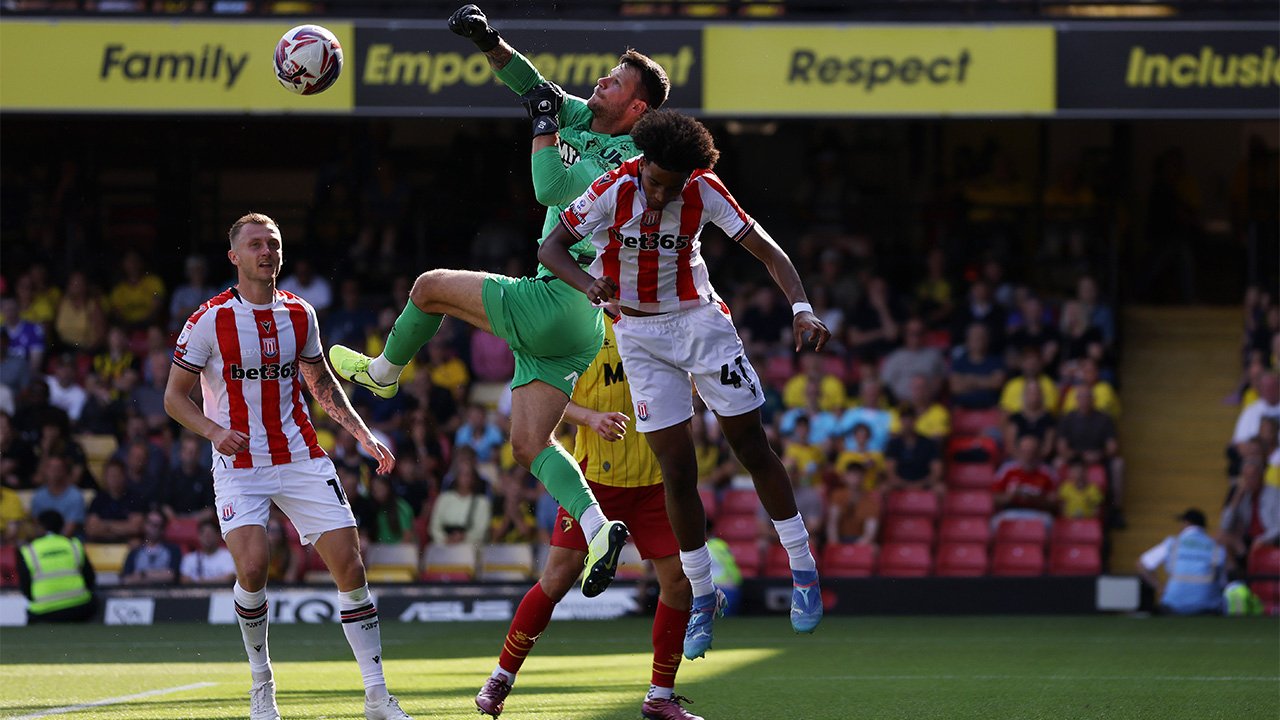 Bachmann und Watford auch in Runde zwei nicht zu schlagen