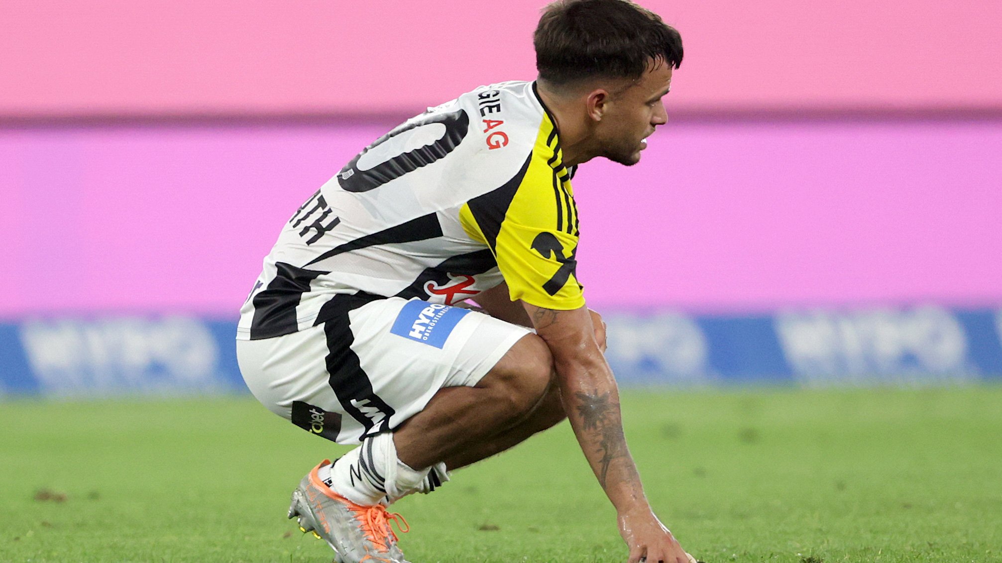 <a href='/de/daten/news/fussball/lask/' class='tag'>LASK</a> hadert mit Chancenverwertung: "Waren ebenbürtig"