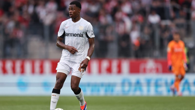 Jeanuel Belocian (Leverkusen/19)
